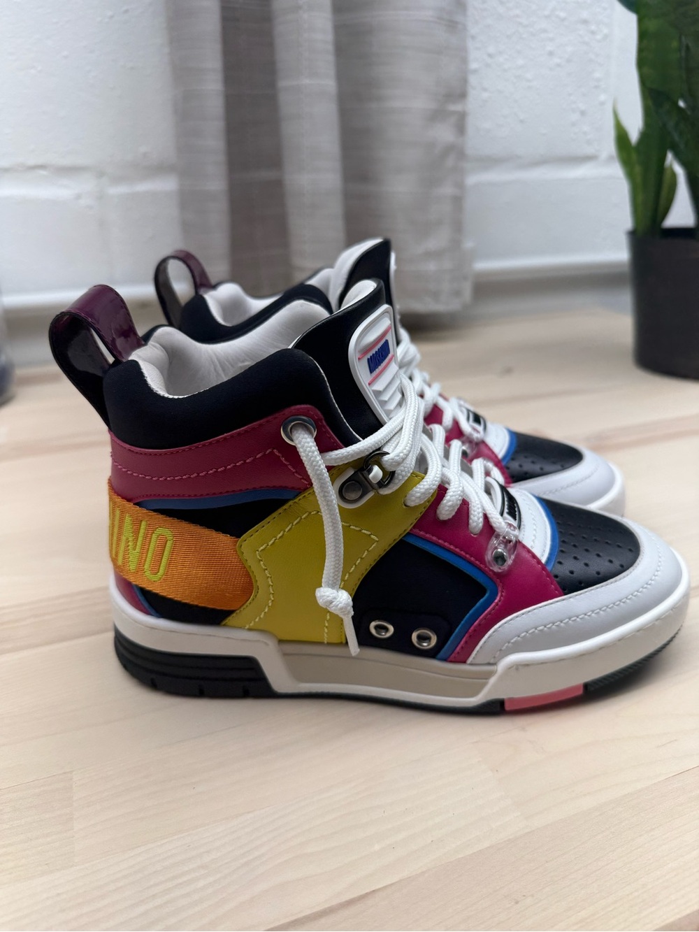 Moschino Women’s Streetball HighTop Sneakers Like New Size 36
